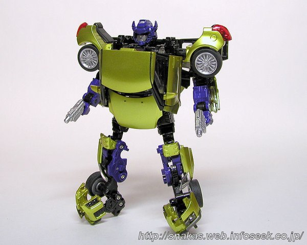 Transformers Alternity Goldbug  (4 of 6)